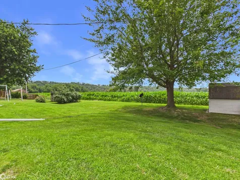 18 Pine Court Montrose IA 52639