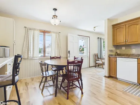 18 Pine Court Montrose IA 52639