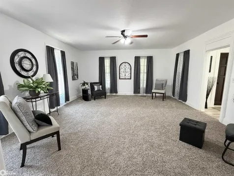 415 W 4th Street S Newton IA 50208