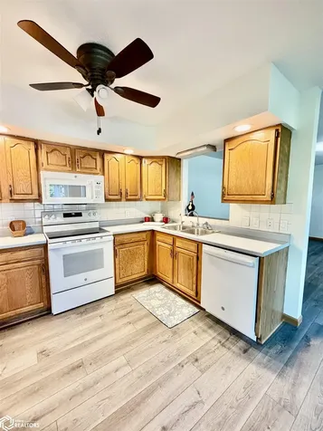 2021 Edmundson Oskaloosa IA 52577