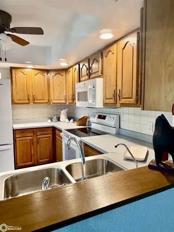 2021 Edmundson Oskaloosa IA 52577