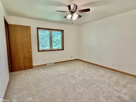 2021 Edmundson Oskaloosa IA 52577