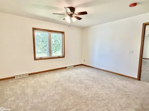 2021 Edmundson Oskaloosa IA 52577
