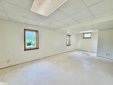 2021 Edmundson Oskaloosa IA 52577