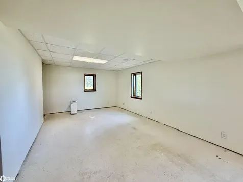 2021 Edmundson Oskaloosa IA 52577