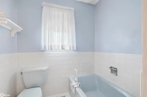 1507 S 5th Street Marshalltown IA 50158