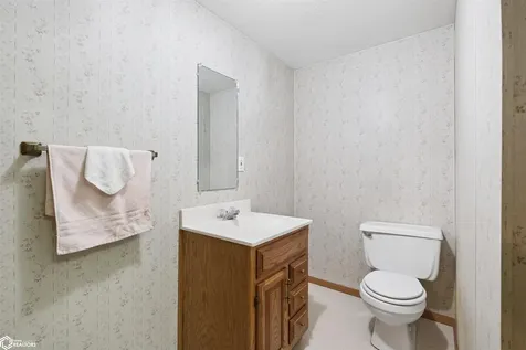1507 S 5th Street Marshalltown IA 50158