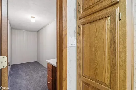1507 S 5th Street Marshalltown IA 50158