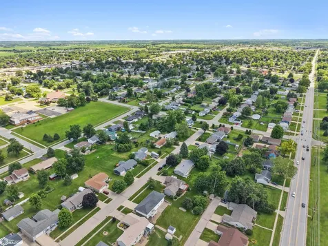 1507 S 5th Street Marshalltown IA 50158
