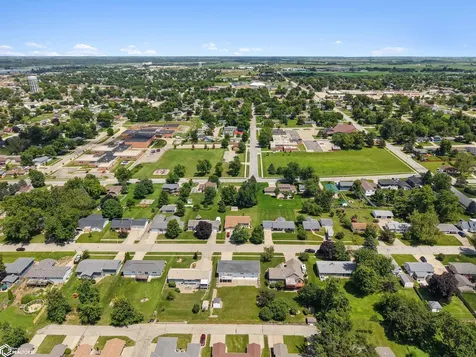 1507 S 5th Street Marshalltown IA 50158