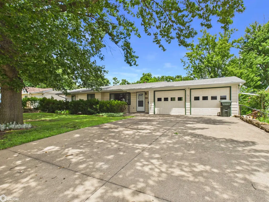 1725 Orleans Avenue Keokuk IA 52632