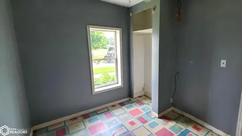 1302 W Linn Street Marshalltown IA 50158