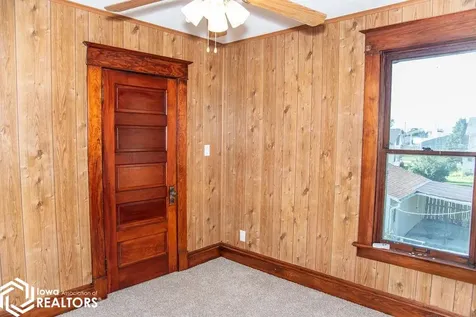 219 A Avenue W Albia IA 52531