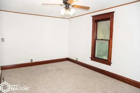 219 A Avenue W Albia IA 52531