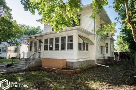 219 A Avenue W Albia IA 52531