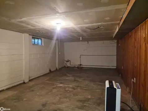 1429 Summer Street Grinnell IA 50112
