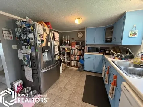 1386 Circle Drive Brooklyn IA 52211