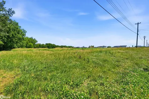 807 S 3rd Street Montezuma IA 50171