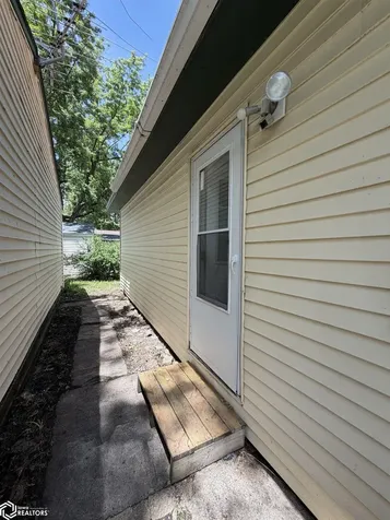 1405 South 2nd Oskaloosa IA 52577