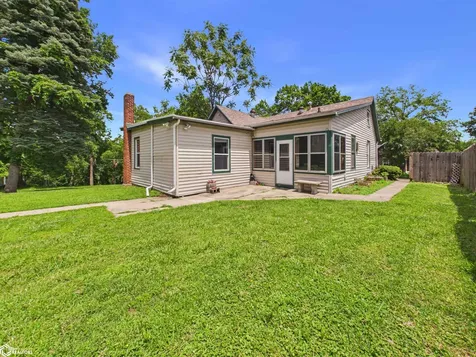 1209 Mercer Street Burlington IA 52601