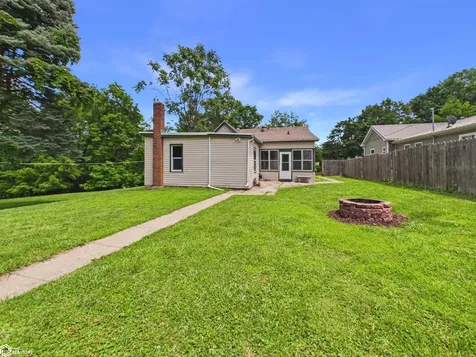 1209 Mercer Street Burlington IA 52601