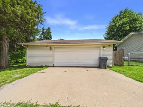 1209 Mercer Street Burlington IA 52601