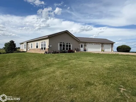 3124 I Avenue Toledo IA 52342