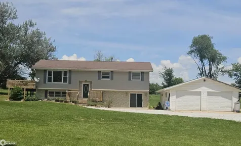 1954 White Plains Road Montrose IA 52639