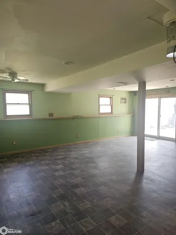 1954 White Plains Road Montrose IA 52639