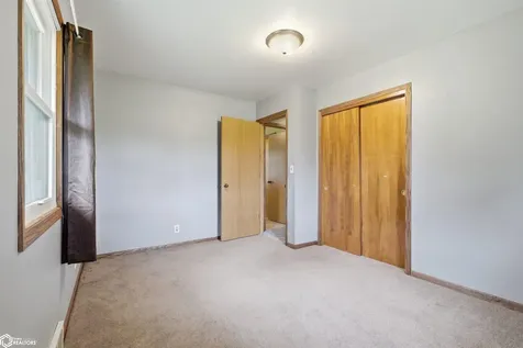 3088 Main Street Road Marshalltown IA 50158