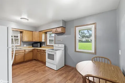 3088 Main Street Road Marshalltown IA 50158