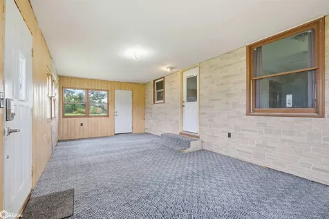 3088 Main Street Road Marshalltown IA 50158