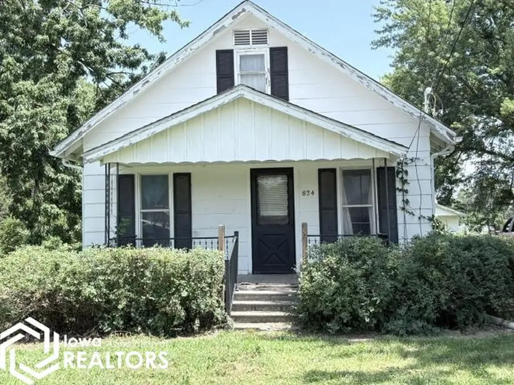 824 S Adella Ottumwa IA 52501