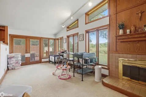 9194 Gaslight Drive Burlington IA 52601