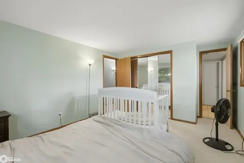 9194 Gaslight Drive Burlington IA 52601