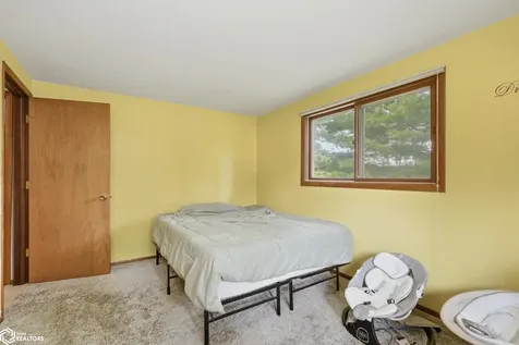 9194 Gaslight Drive Burlington IA 52601