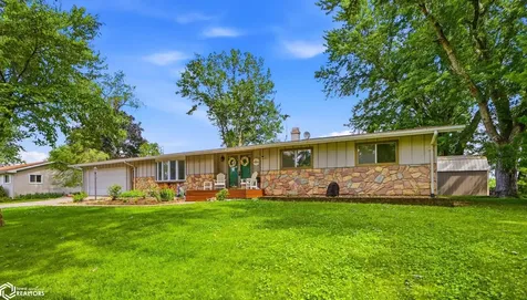 9194 Gaslight Drive Burlington IA 52601