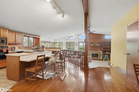 9194 Gaslight Drive Burlington IA 52601