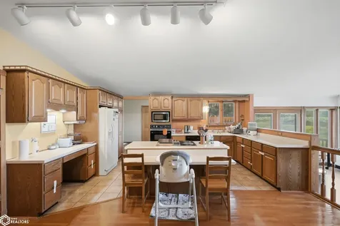 9194 Gaslight Drive Burlington IA 52601