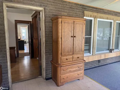 138 Franklin Street Ackley IA 50601