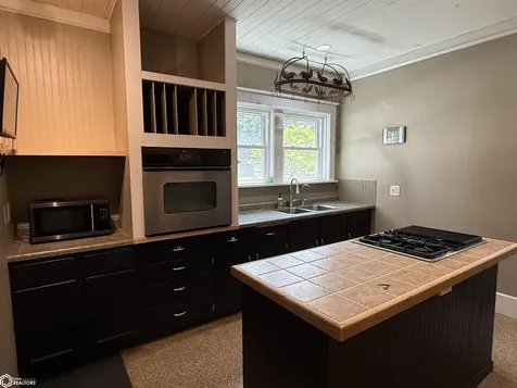 138 Franklin Street Ackley IA 50601