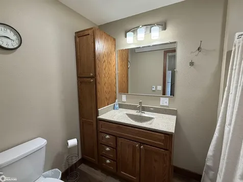 138 Franklin Street Ackley IA 50601