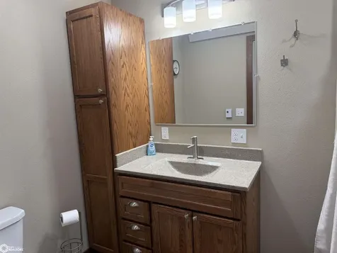 138 Franklin Street Ackley IA 50601