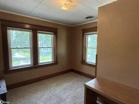 138 Franklin Street Ackley IA 50601