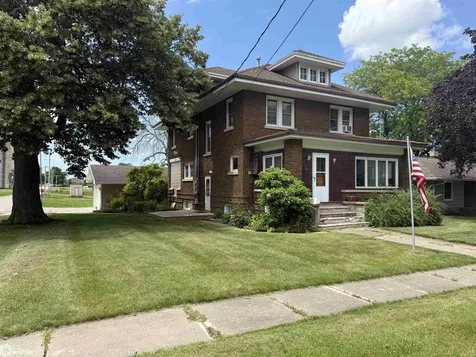 138 Franklin Street Ackley IA 50601