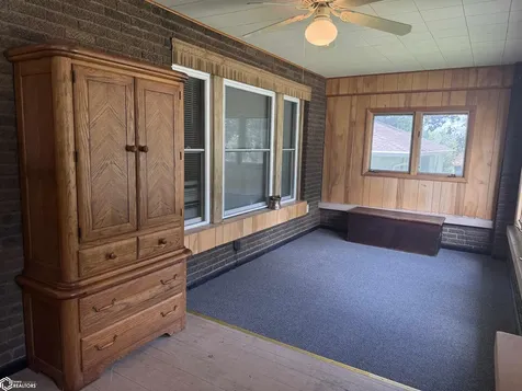 138 Franklin Street Ackley IA 50601