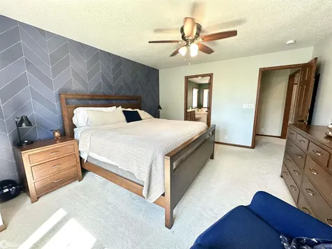 1935 Reed Street Grinnell IA 50112