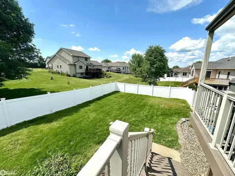 1935 Reed Street Grinnell IA 50112