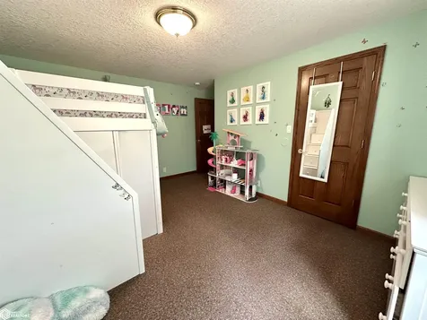 1935 Reed Street Grinnell IA 50112