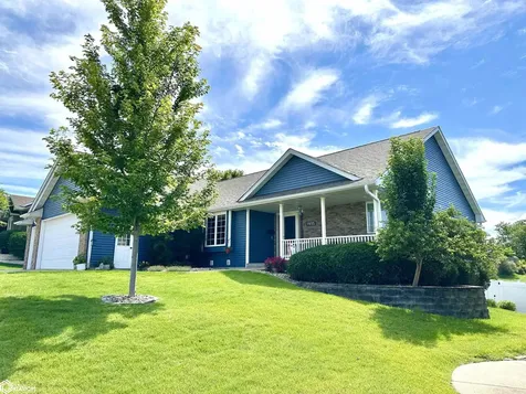 1935 Reed Street Grinnell IA 50112